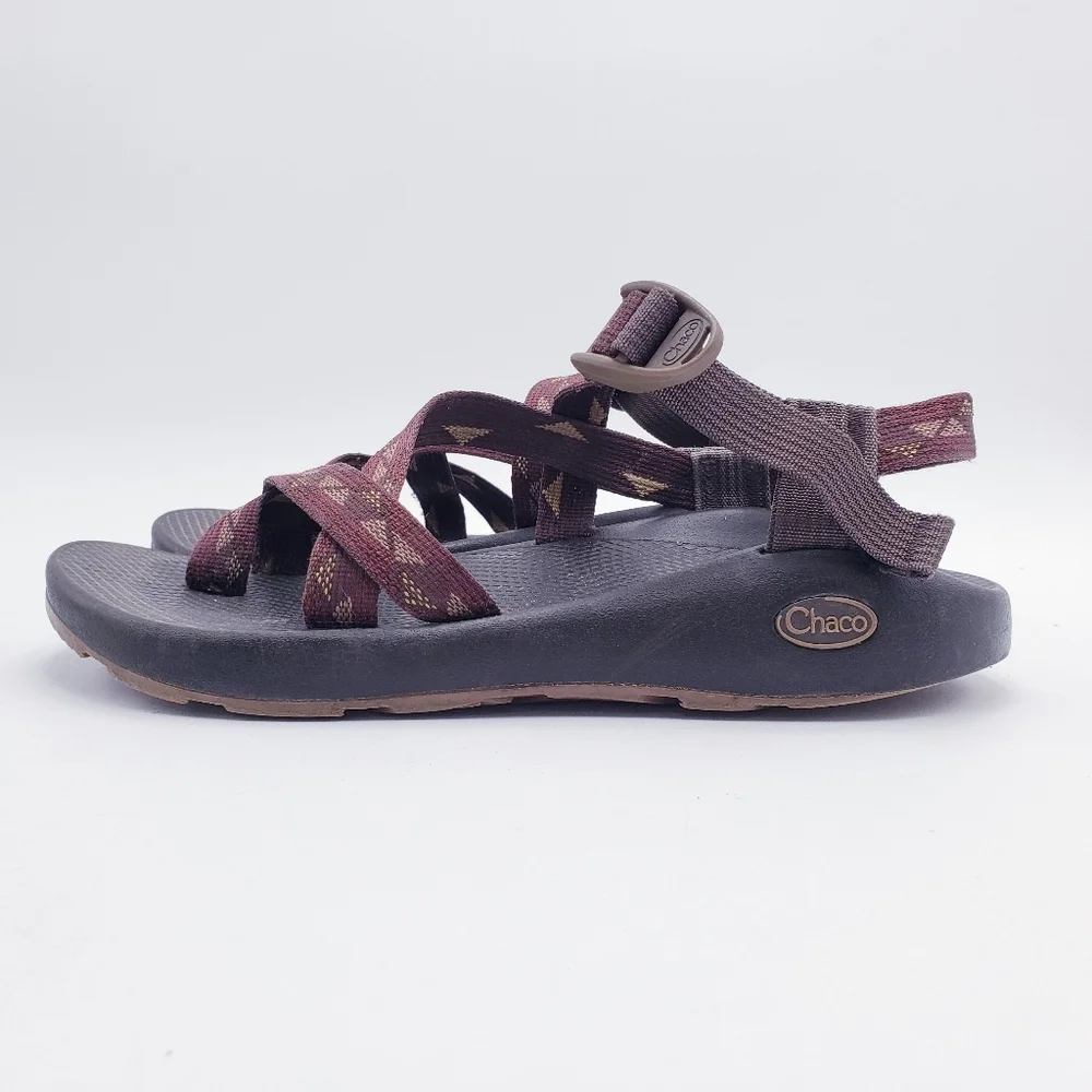 Chaco Men's Size 9 Z/2 Classic Sandals Waterproof Hiking Outdoor Brown Geometric